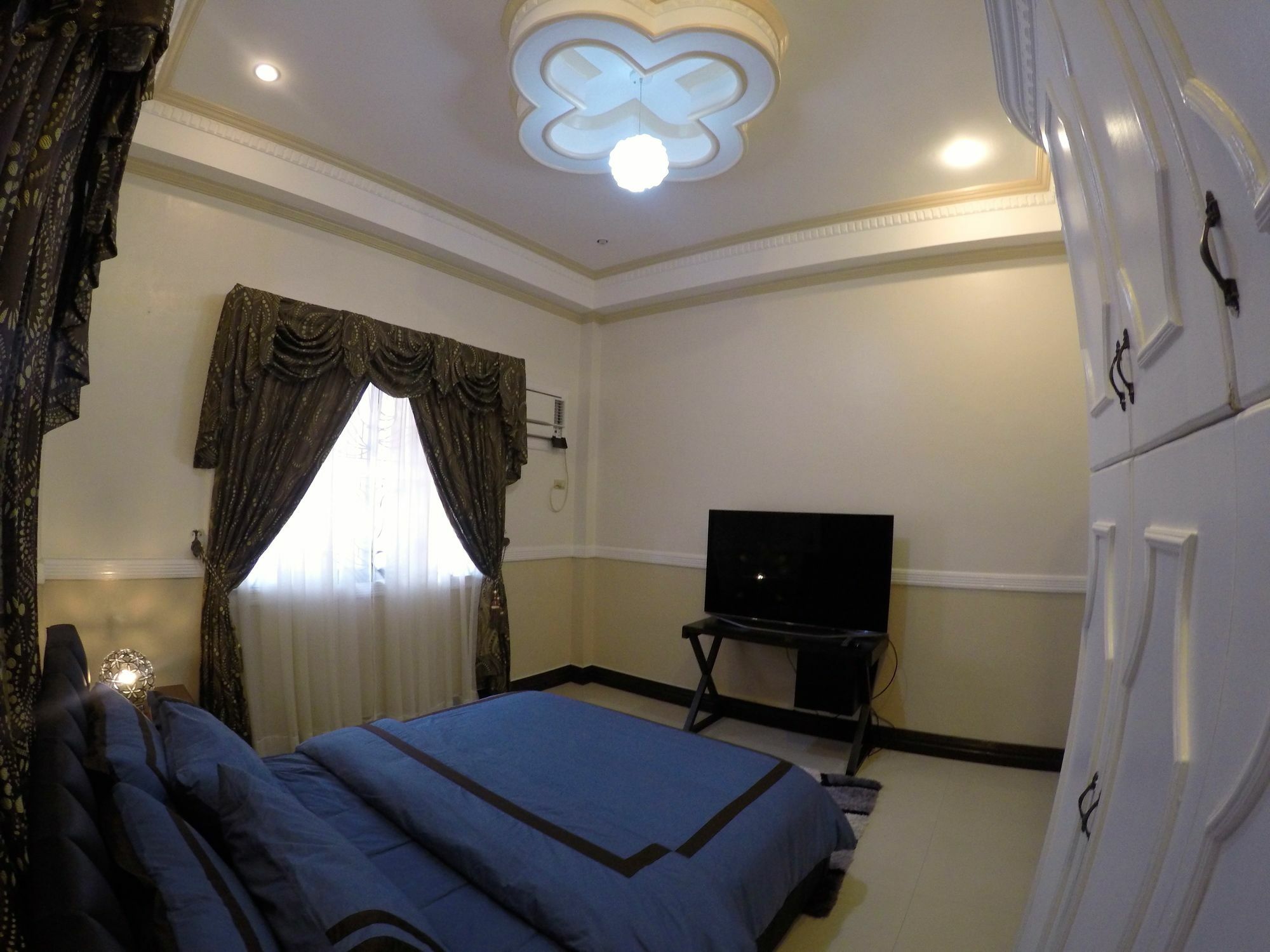 The Executive Villa Inn & Suites Davao Экстерьер фото
